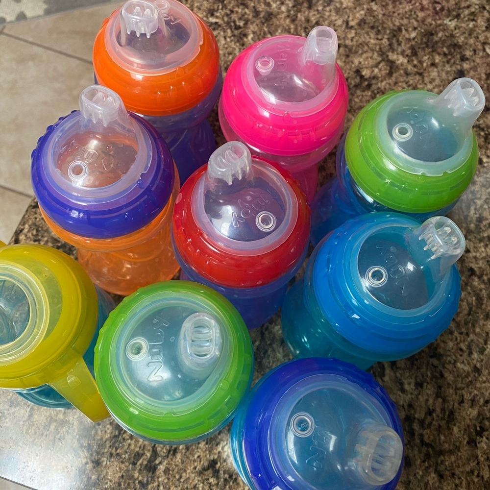 9 piece nuby sippy cups